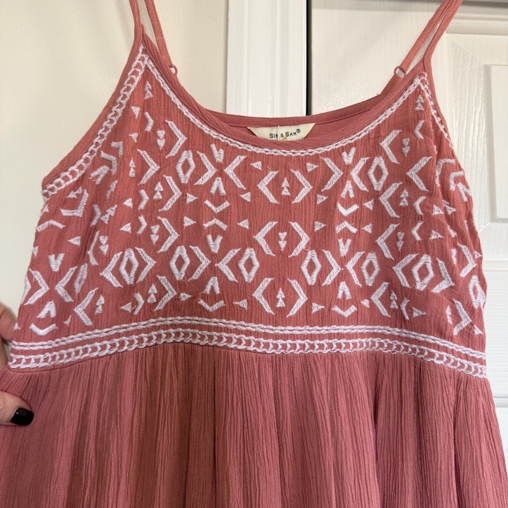 Sim & Sam Maxi Sundress Mauve White Embroidered Size XS, NWT - Picture 3 of 12